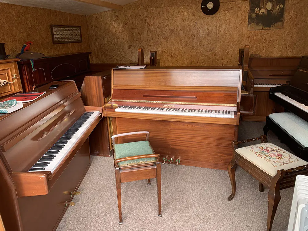 Image of pianos for sale